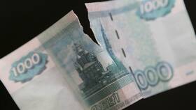 Что нужно чтобы обменять валюту в банке в Карло Пазолини